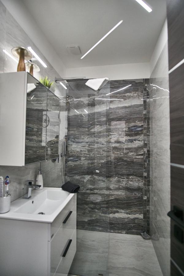 W18 Design Apartments - Budapest Downtown Εξωτερικό φωτογραφία